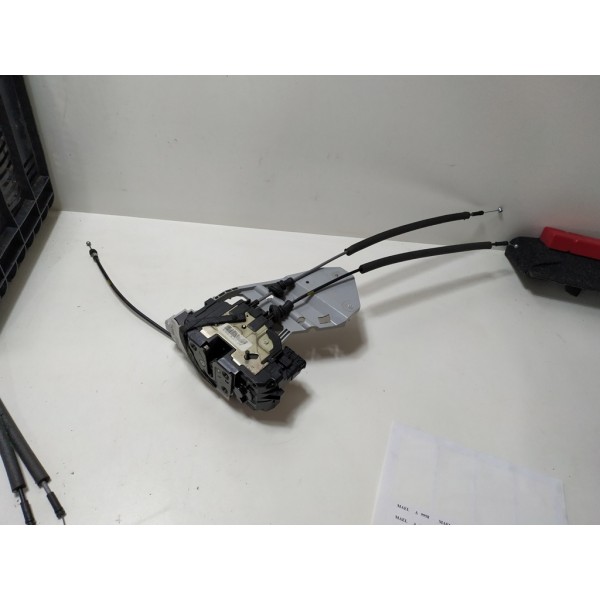 Fechadura Porta Traseira Esquerda Hyundai Azera 3.0 10 A9957