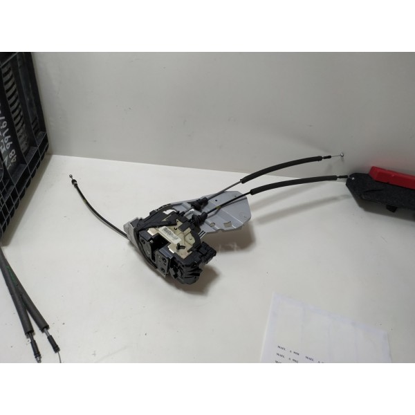 Fechadura Porta Traseira Esquerda Hyundai Azera 3.0 10 A9957