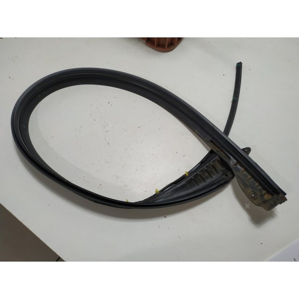 Borracha Guarda Po Porta Diant Esq Omega 3.6 V6 2008 A9936