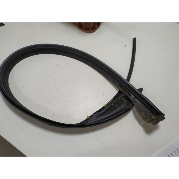 Borracha Guarda Po Porta Diant Esq Omega 3.6 V6 2008 A9936