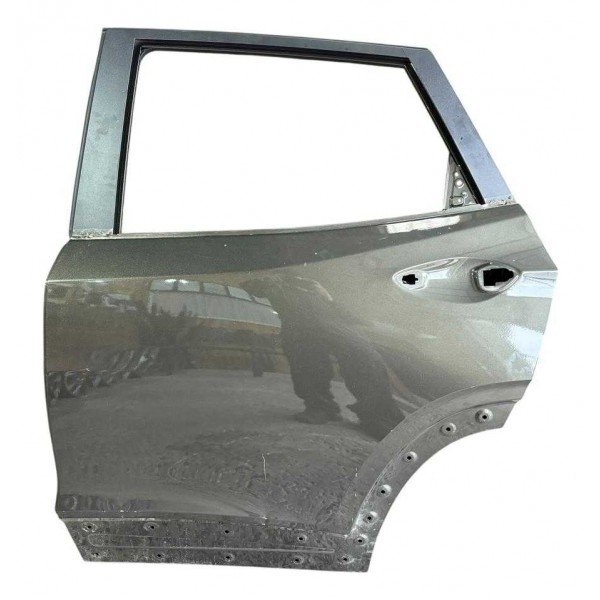 Porta Traseira Esquerda Gm Tracker 2020 A 2025 C/ Detalhe