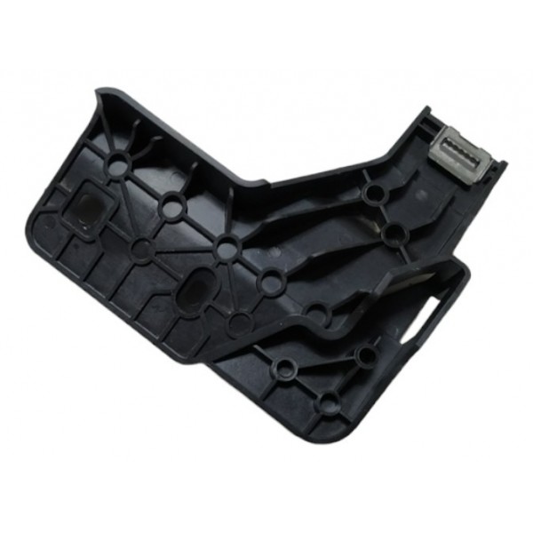 Suporte Esq Fixação Console 5c7863441 Lh Jetta 2.0 12 A8509