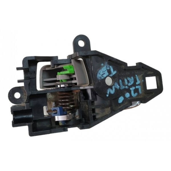 Maçaneta Interna Direita L200 Triton A7720