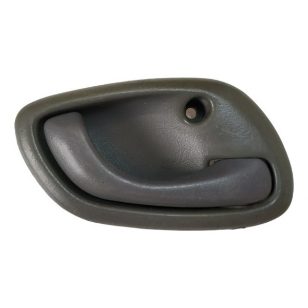 Maçaneta Interna Direita Gm Tracker 2001 À 2009 A7711