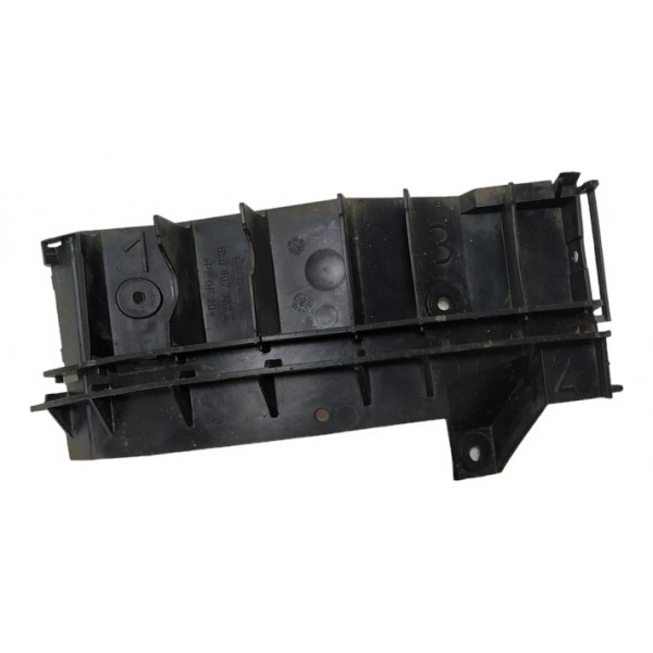 Suporte Lanterna Traseira Direito Audi A3 8l0807377e A7354