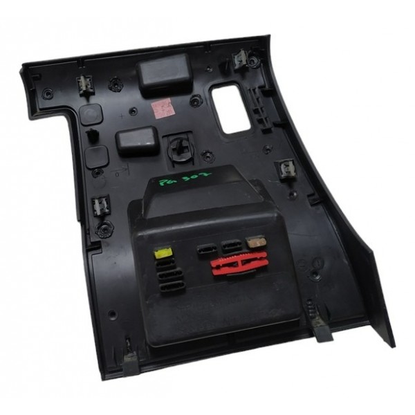 Acabamento Inf Esquerdo Peugeot 307 A7351