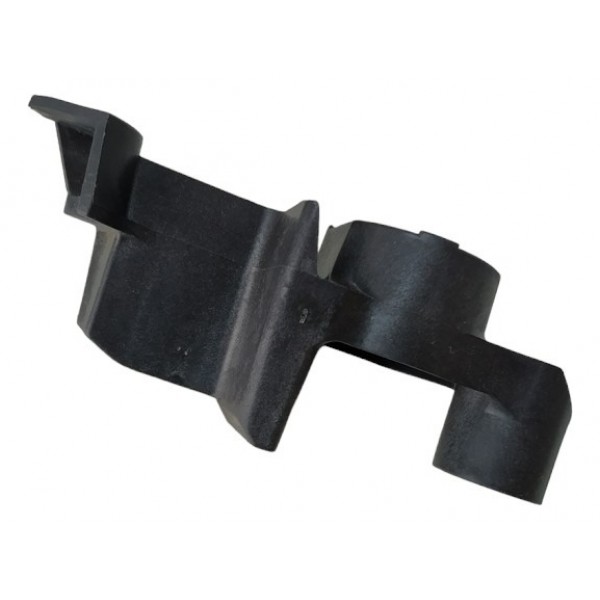 Guia Parachoque Tras Esq Peugeot 3008 2014 A7187 9685935980