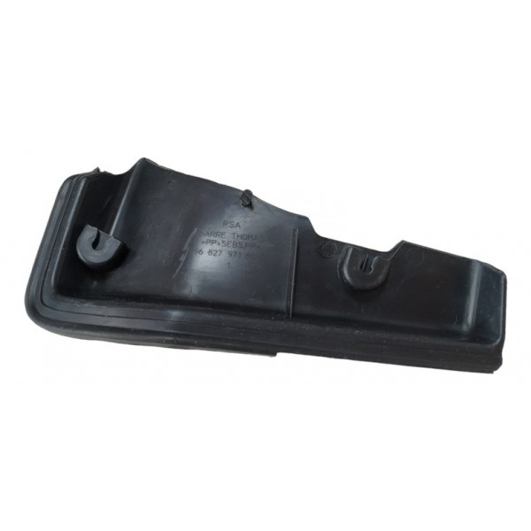 Acabamento Tampa Traseira Peugeot 3008 2014 A7095 9682797180