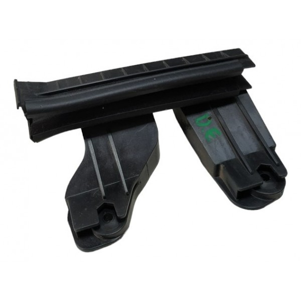 Guia Vidro Porta Dianteira Esq Peugeot 3008 2014 A7056