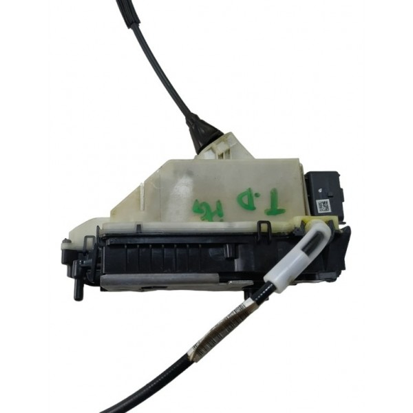 Fechadura Porta Tras Direita Peugeot 2008 2017 1.6 16v A6814